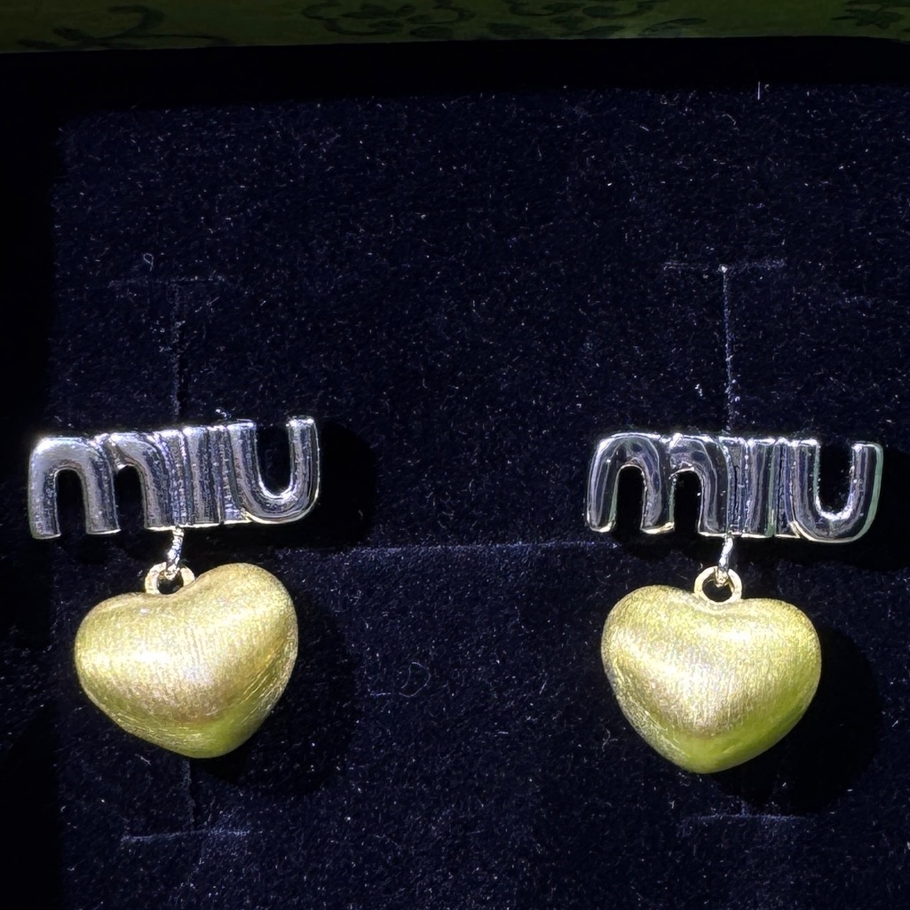 Elegant Gold Heart Earrings 18$